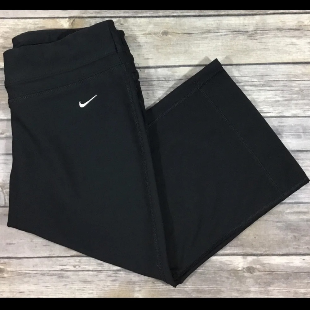 NIKE Dri Fit Black Athletic Capris - Picture 5 of 5